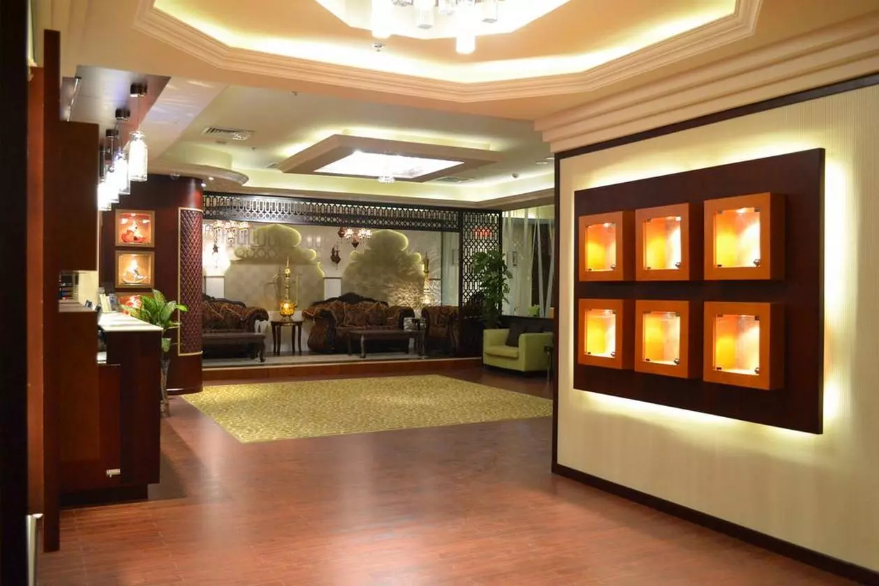 HOTEL PHOENIX_SHABAVIZ (2).jpg